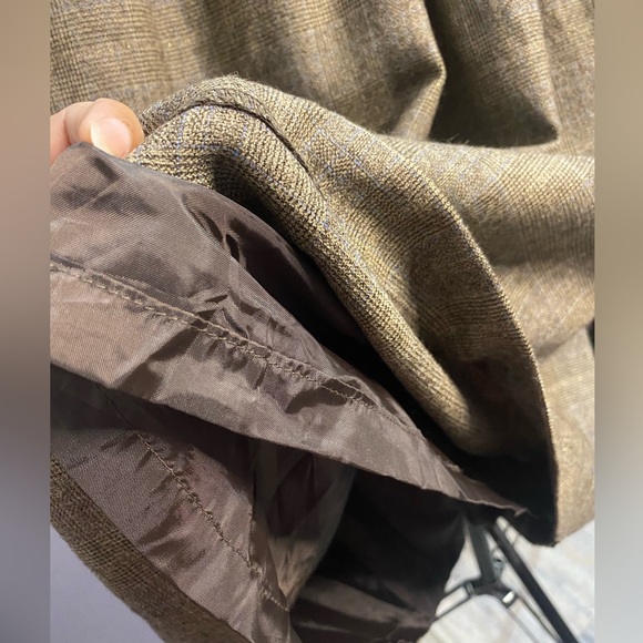 A suit dress - Picture 10 of 13